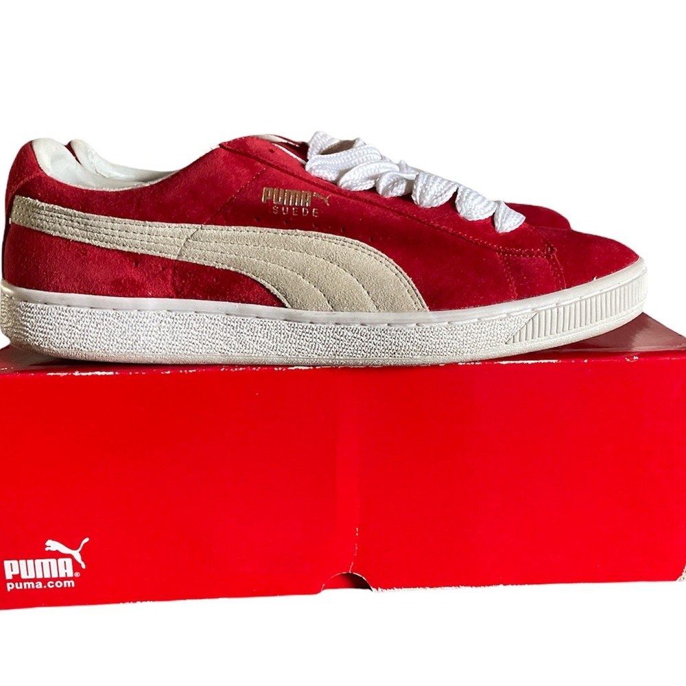 Puma The Suede Mens sneaker Style# 181649 01 Size 10 red/white "vintage”